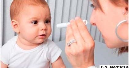 importancia del reflejo rojo examen visual diagnostico medico