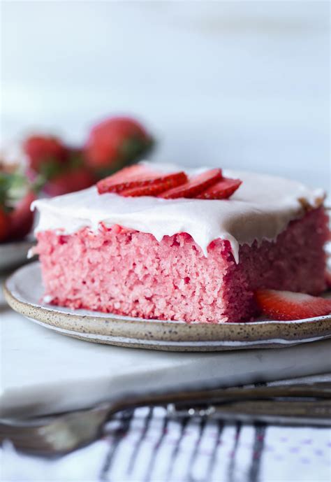 Happy Birthday Strawberry Flavour Cake Strawberry Sheet Cake