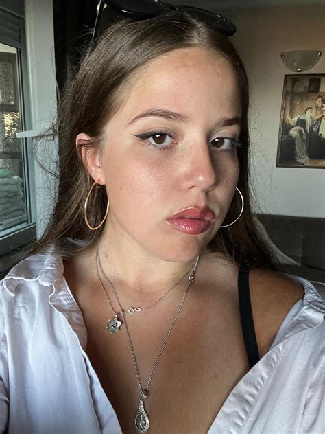 [Routine Help] Very dry skin - literally clueless : r/SkincareAddiction