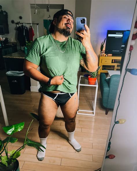 After a quick 20min Peloton workout : r/MenInBriefs