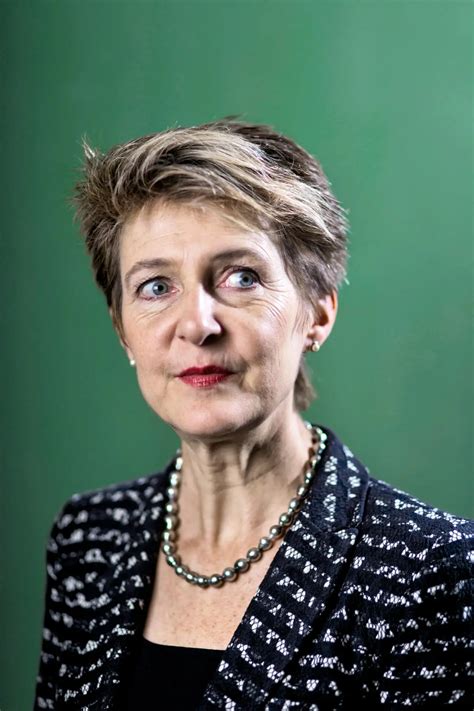 Video: Duell der Alpha-Frauen