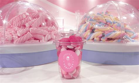 VANILOPA — candy - shop cafe identity on Behance
