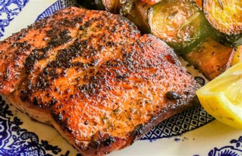 Oven Baked Tuna Steak Dinner - Twenty-five Minutes - Mediterainian Diet ...