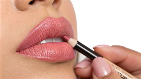 lipstick colors  olive skin perfect match ideas