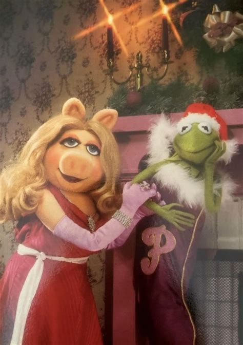 polaroid camera muppets commercial  piggy santa baby