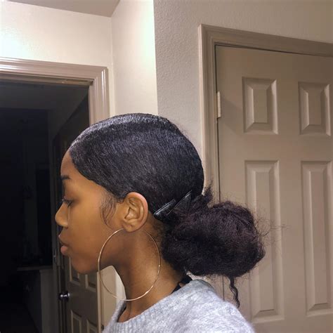 Side part bun x Stretched natural hair : r/Naturalhair