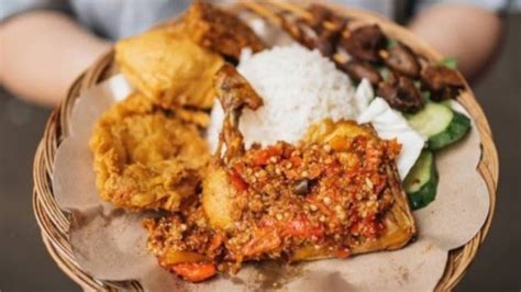 resep ayam gepuk rumahan rahasia kelezatan  menggugah selera