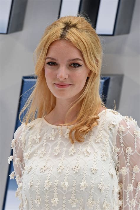 Dakota Blue Richards Latest Photos - CelebMafia