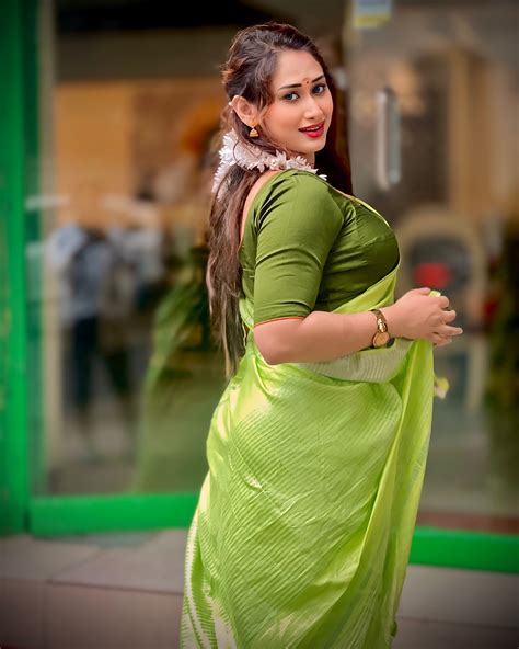 🤍🔥🧿𝐏𝐑𝐈𝐘𝐀𝐍𝐊𝐀 𝐁𝐀𝐑𝐍𝐈𝐓𝐓𝐀 🧿🔥🤍 | 🤍💚🤍🩶🤍💚#mollywood #kerala #malayalam #mallu #