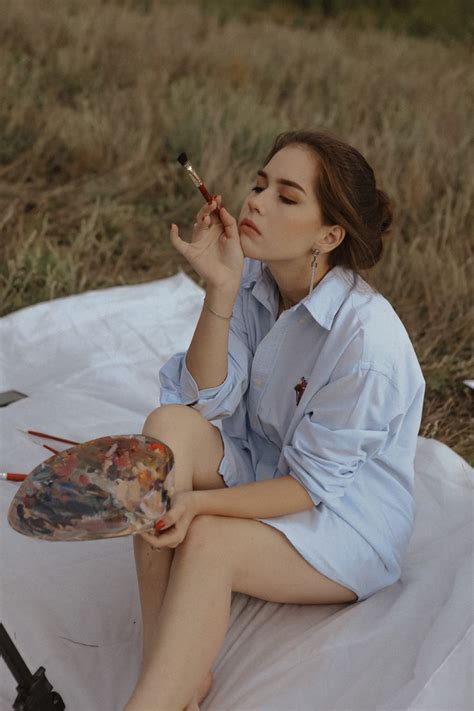 девушка художница эстетика в поле | Фотосъемка, Эстетика, Тело