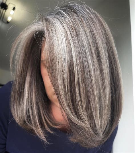 50 gray hair styles trending in 2024 – Artofit