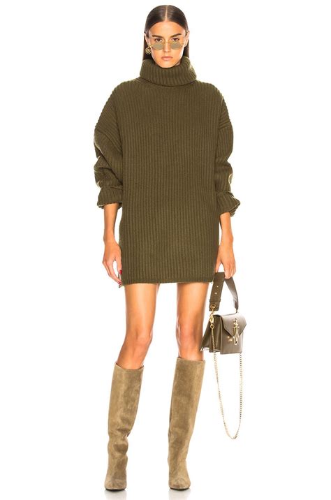 The Oversize Turtlenecks You'll Live in This Fall | Who What Wear