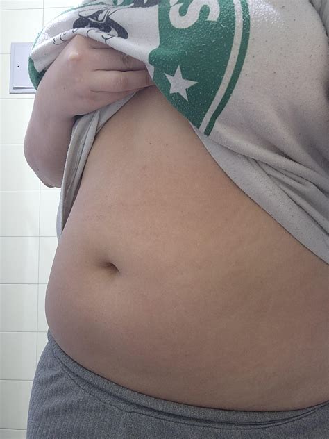 Get addict to my deep bellybutton babe : r/BellyButtons