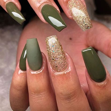 beautiful fall nails    year gold glitter nails