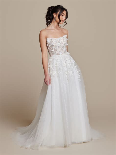 wedding dresses with extremely long trains 10