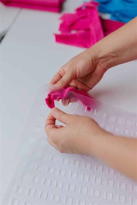 DIY Snuffle Mat For Dogs