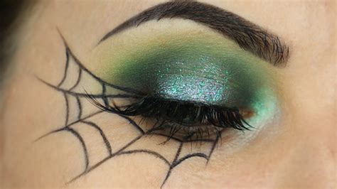 Spider Web Eyeliner Tutorial - YouTube