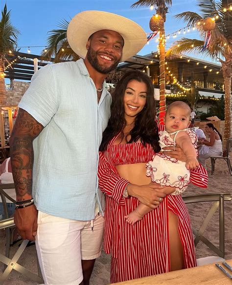 Cowboys QB Dak Prescott Is Engaged to Sarah Jane Ramos, Proposed With
