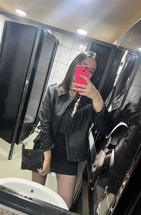 Angie - Al natural tu flow es más caro 🎶💕 | Facebook