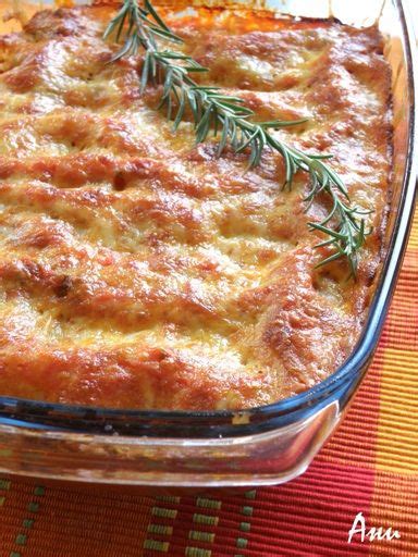 Вкуснотека: Пълнени канелони с мляно месо, заляти с доматен сос ...