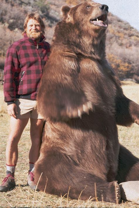 Bart the Bear, one of the most famous animal actors in Hollywood ...