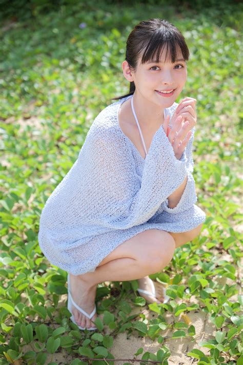 上坂すみれ、2nd写真集『すみれのゆめ』発売を記念して新カットを公開 – 画像一覧（13/14） – THE FIRST TIMES