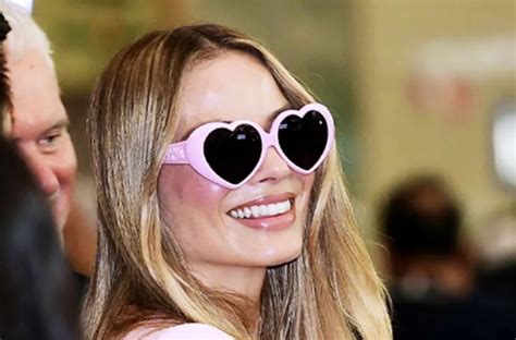 Margot Robbie Sunglasses: Her Top 10 Eyewear Brand Names