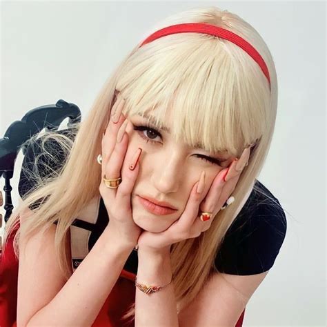 somi icons jeon somi aktris gadis cantik