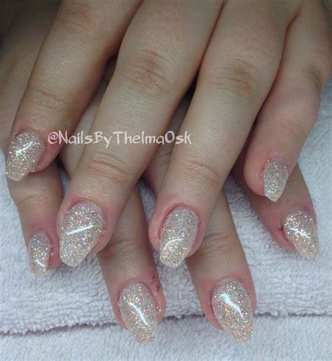 Gorgeous nude glitter gel / @NailsByThelmaOsk | Glitter gel, Nails, Glitter