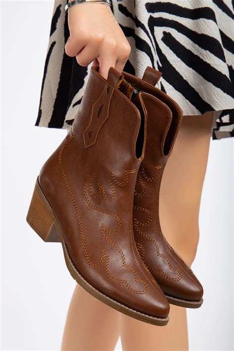 Ms Sugar Western Kovboy Kadın Suni Deri Taba Nakışlı Kısa Bot - Fiyatı