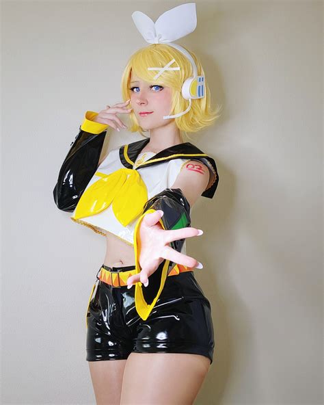 [Self] cosplay of rin kagamine : r/cosplay