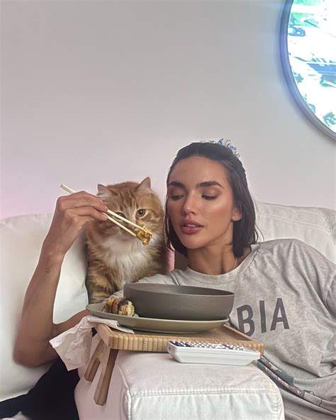 ﾟ *HAILEE LAUTENBACH * *: :･ﾟ (@haileebobailee) • Instagram photos and