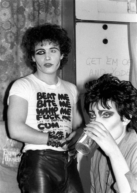 Photos Of Siouxsie Sioux and The Banshees From The Late 1970s - Flashbak