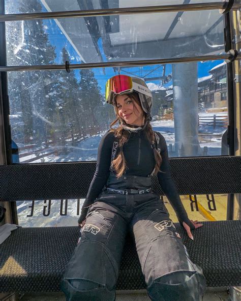 HALEY TAYLOR | she’s for the slopes | Instagram