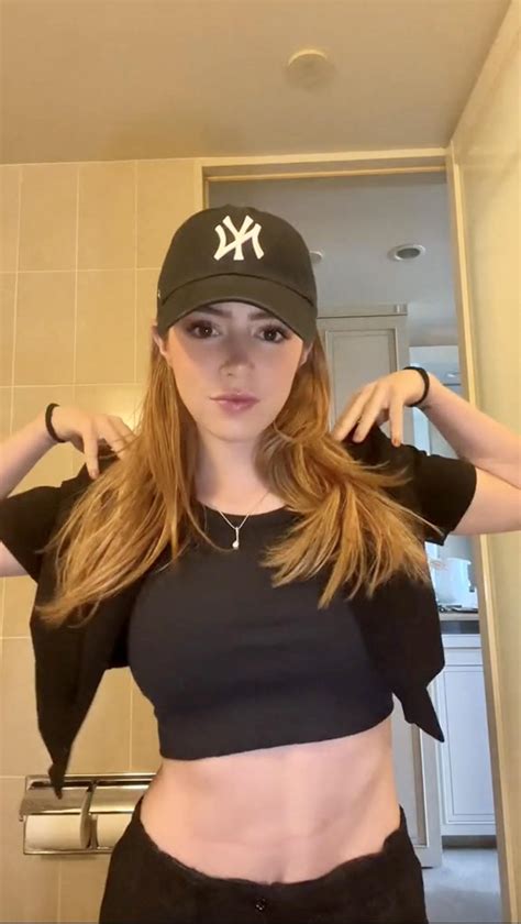 All black : r/chrissycostanza