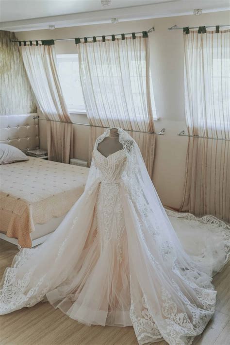 Where Popular Wedding Dresses Are Made - Loud Bride