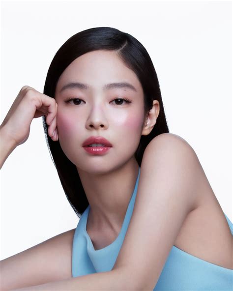 Jennie (BLACKPINK) leaked clip of 'dating' with BMW tycoon, suspected