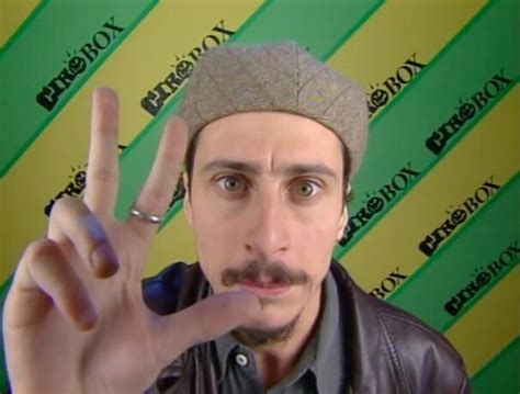 luca bizzarri il natale da single  ciro il figlio  target