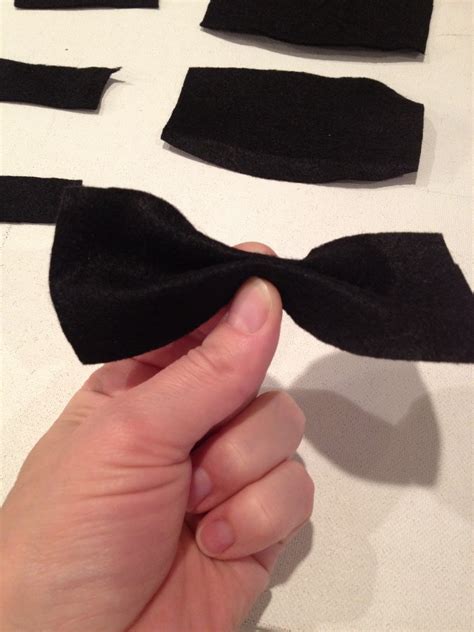 Believe In Design: DIY Easy Dickie Bow Tie