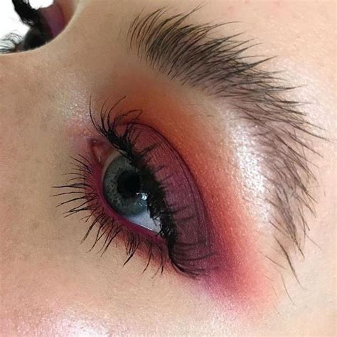 сила пудры | Face makeup, Skin makeup, Makeup goals