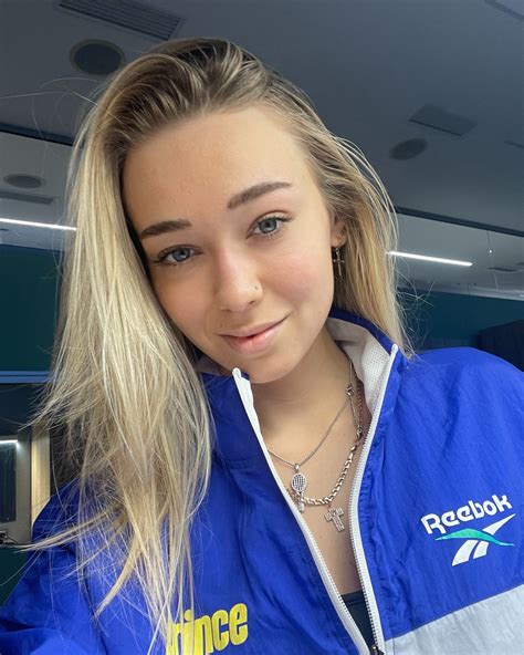 Zlatentsia Zolotova | Мне однажды вкололи счастье. И вкололи большую