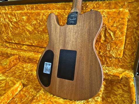 Fender Acoustasonic Telecaster 2019 - Some Neck Guitars