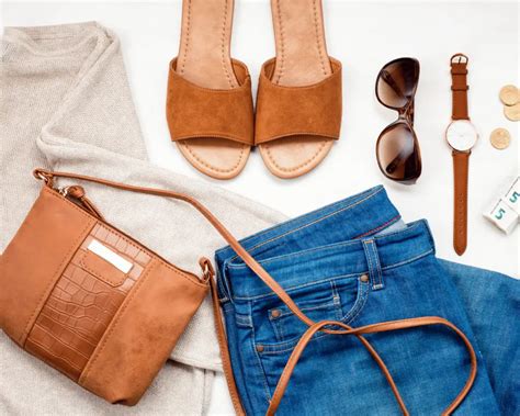 navigating  latest trends  styles  womens clothing