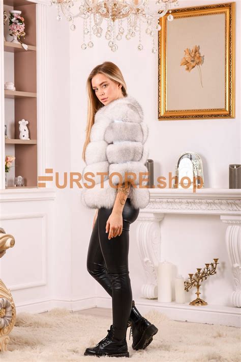 Белый полушубок из песца натуральный мех - FURSTORE.SHOP - интернет ...
