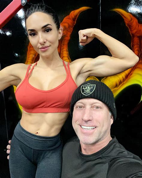 Vanessa Serros
