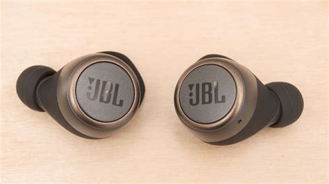 JBL LIVE 300TWS Truly Wireless Review - RTINGS.com
