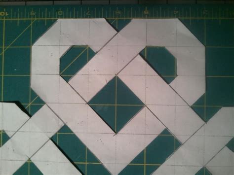 Quilting: Love Knots | Celtic quilt, Irish quilt patterns, Quilting designs patterns