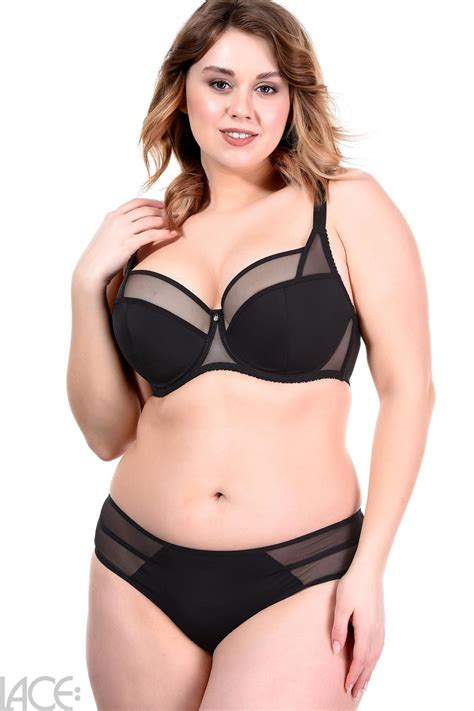 Lace-Lingerie.com - Knickers - Classic - Kinga - Brazilian brief - Kinga 01