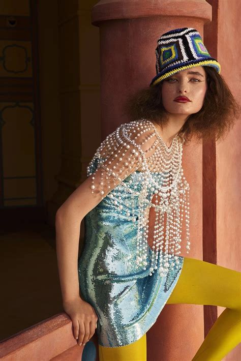 Asya In A Walk In The Park Editorial