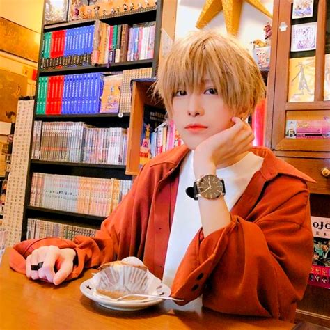 Hakken Details - Time freeze⌚